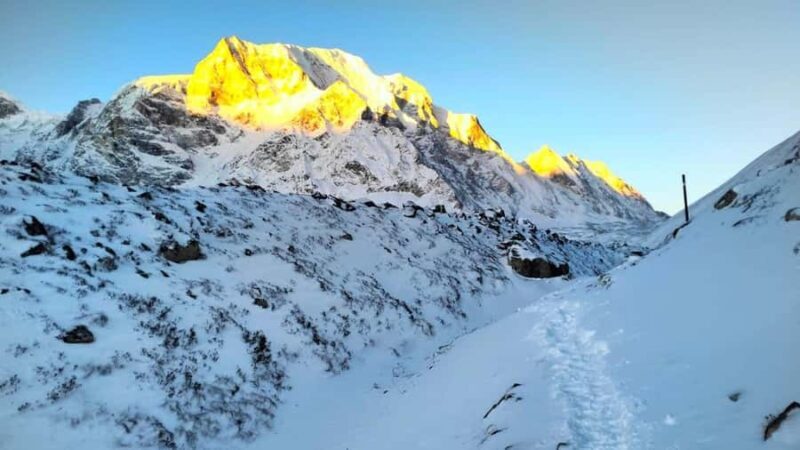 12-Day Couple Goal Private Manaslu and Larkya La Pass Trek - The Experience of Guided Trekking