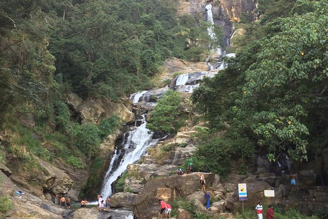 12 Day Explore Sri Lanka - Scenic Train Ride to Ella