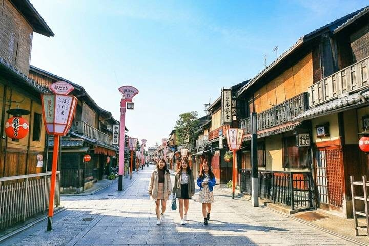 12 Days Kinosaki Onsen Escape: A Journey Through Japans Timeless Towns by UME Travel - Who should book this private Japan route
