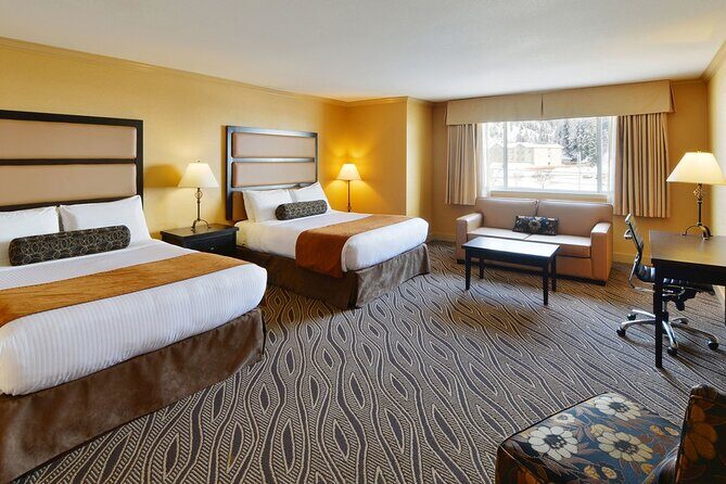 12 Days Powder Highway Ski and Snowboard Tour - Revelstoke: Mountain of Extremes