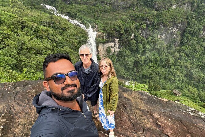 12 days Sri Lanka Round Tour private vehicle BB Accommodation - A Deep Dive into the 12-Day Sri Lanka Tour