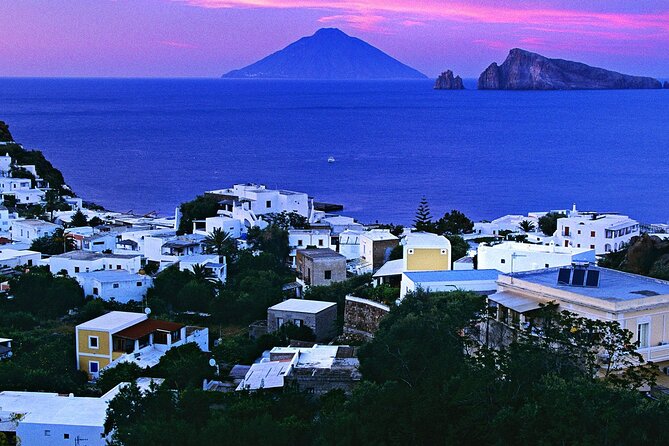 12-Hour Mini-Cruise to Panarea & Stromboli by Night - Expectations and Accessibility