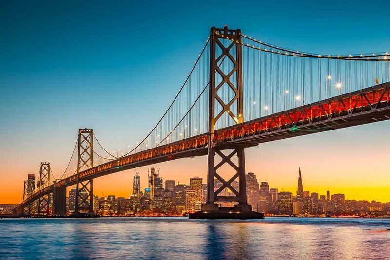 120-Minute California Sunset/Twilight Cruise in San Francisco - From sunset colors to the city at night