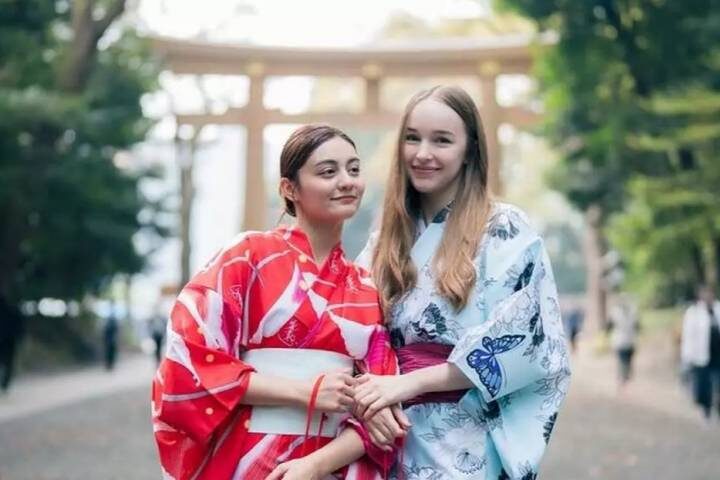13 Day Central Japan Cherry Blossom Festival by UME Travel - Tokyo’s gardens ease you into Japan