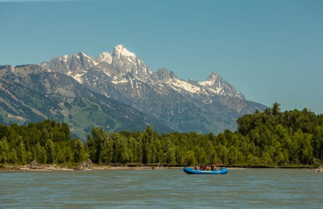 13-Mile Snake River Scenic Rafting Experience From Jackson - Suitable for Families and Beginners