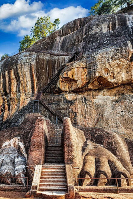 13 Nights Tour of The Paradise Isle - Important Travel Information
