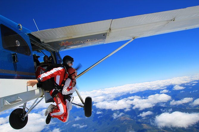 13,000ft Skydive Over Abel Tasman With NZs Most Epic Scenery - Reviews and Price