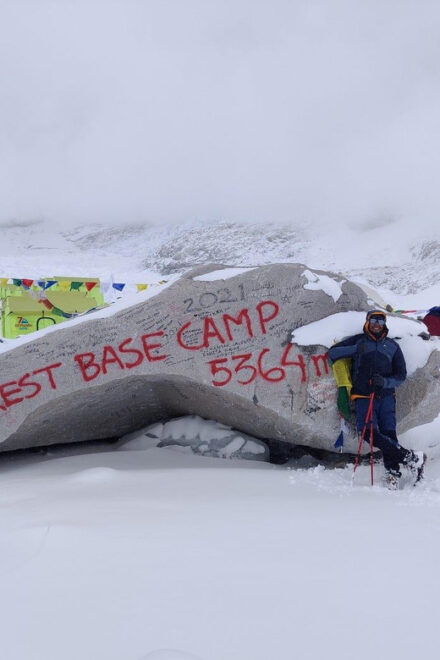 14 DAYS EVEREST BASE CAMP - NO TIPS POLICY - Group Size and Support