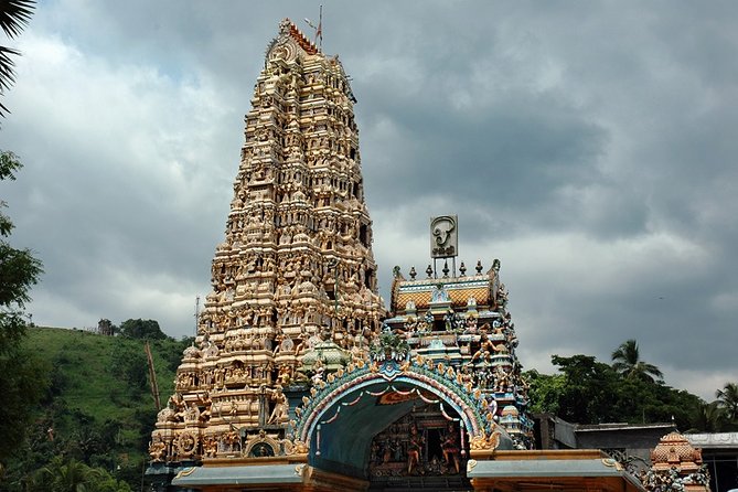 14-Nights/15-Days Sri Lanka Round Tour by Minivan - With Nilaveli Beach - Pricing and Guarantee