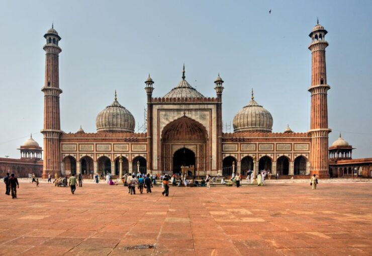 15 Days Buddhist Trail Tour in India & Nepal With Agra - Tour Details