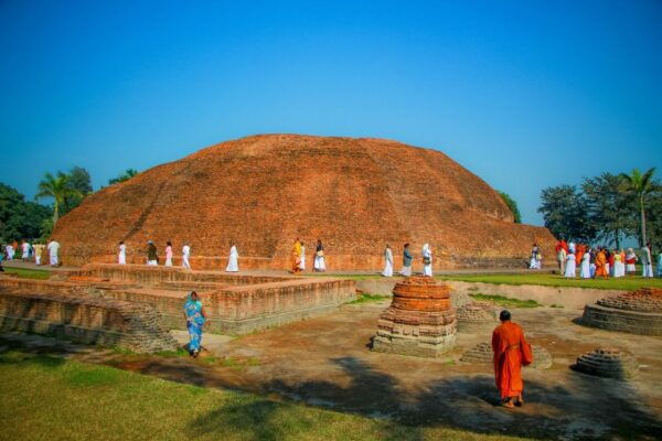 15 Days Buddhist Trail Tour in India & Nepal With Taj Mahal - Frequently Asked Questions