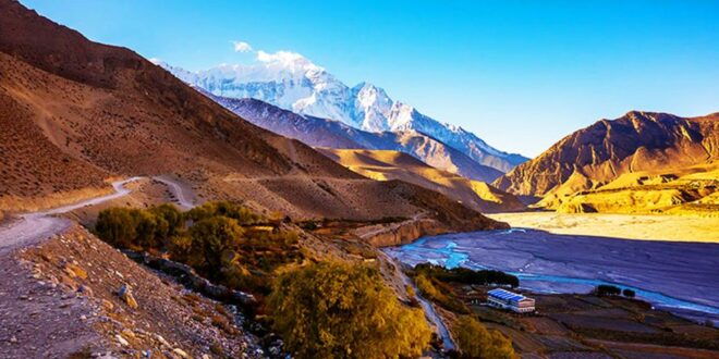 15 Days Upper Mustang Trek From Kathmandu - Immerse in Vibrant Tibetan Culture
