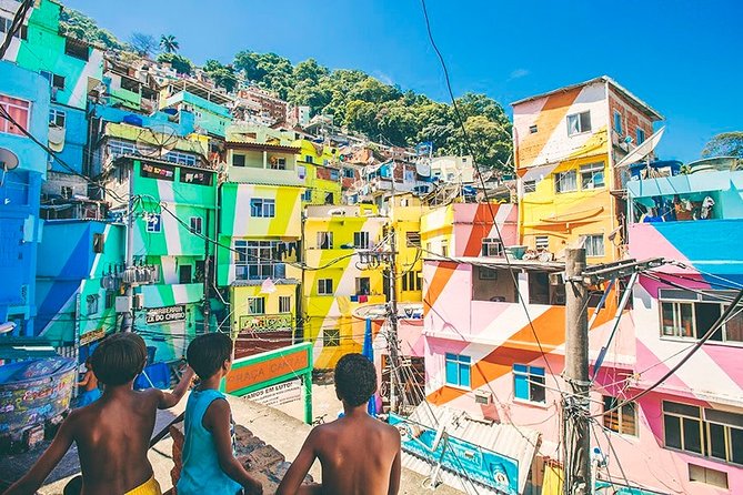 15 - Guided Tour to Santa Marta Favela - Historical Context