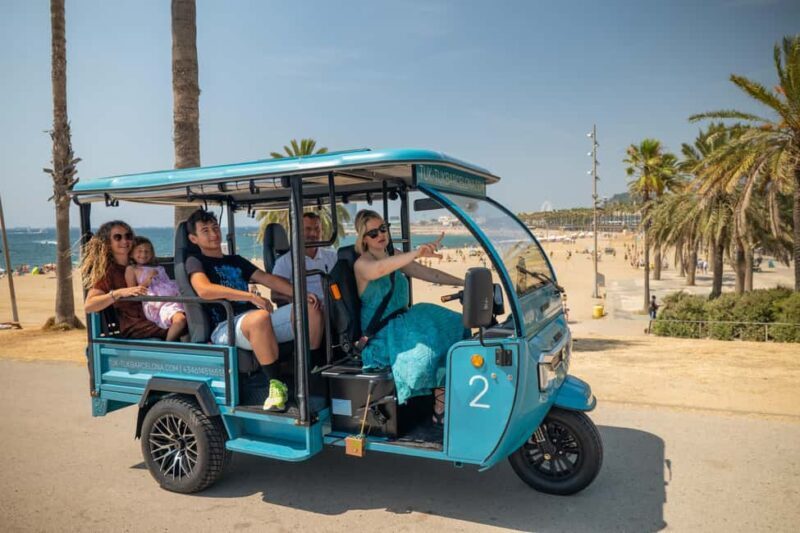 1,5-Hour Barcelona City & Beach Private Tuk-Tuk Tour - Itinerary Breakdown: What You’ll See and Experience