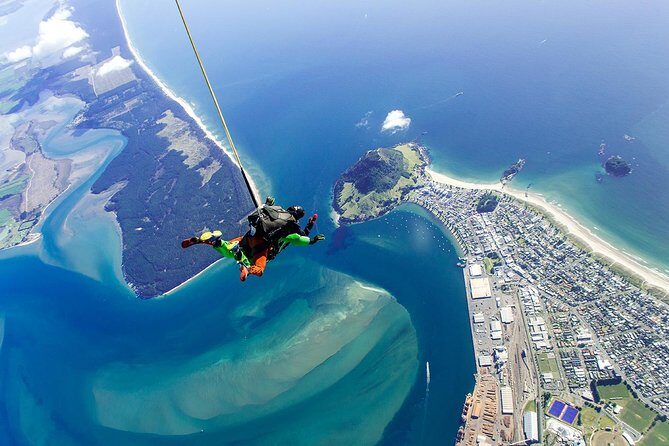 15,000ft Tandem Skydive in Tauranga - Bay of Plenty - Good To Know