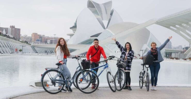 150Min Valencia Bike Tour With a Local Guide - Experience Highlights