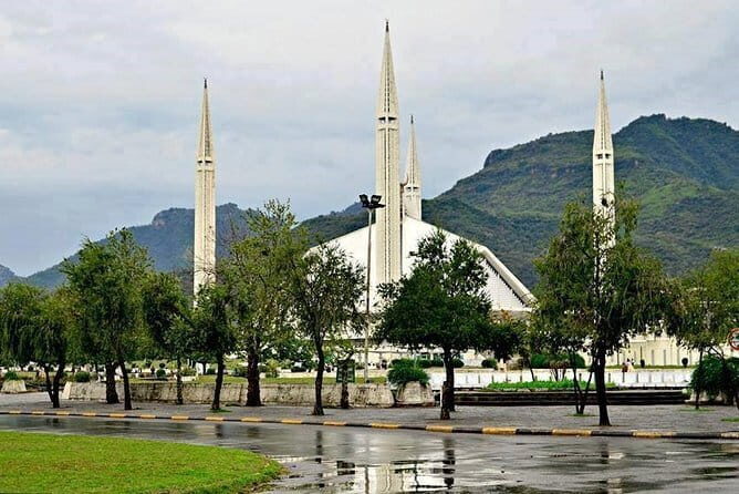 16 Days North Pakistan Autumn Tour Book Now 2025-26 - FAQ