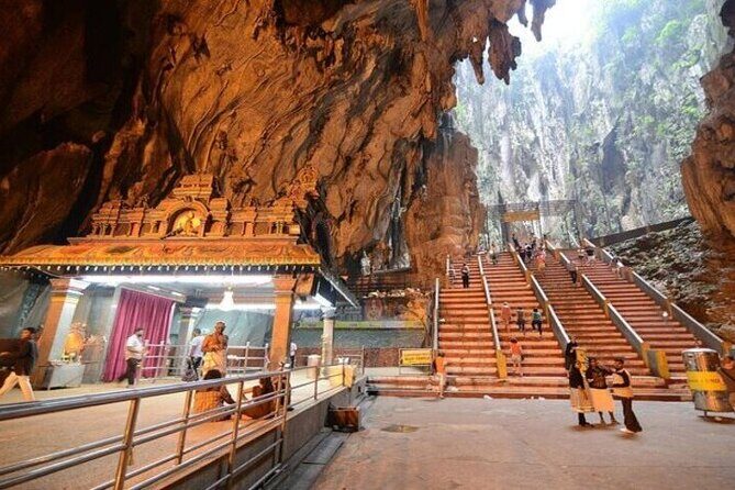 16 Hours Private Highlights Tour to Kuala Lumpur from Singapore - Who Should Consider This Tour?