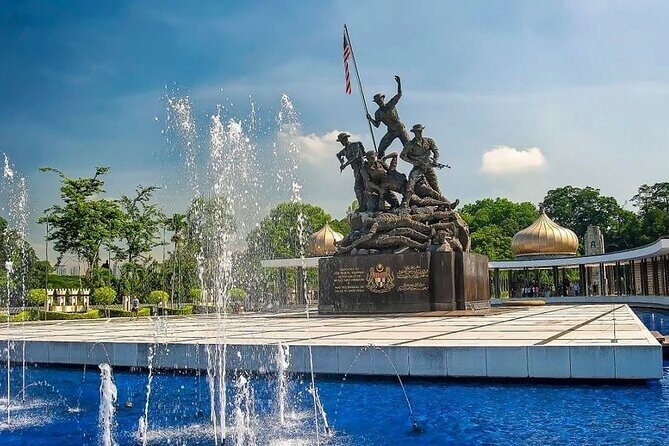 16 Hours Private Highlights Tour to Kuala Lumpur from Singapore - The Sum Up