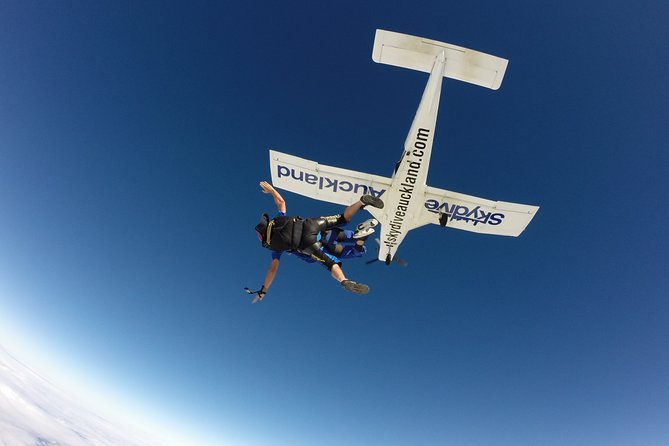 16,000 Feet Tandem Skydive Adventure Private Tour in Auckland - Cancellation Policy