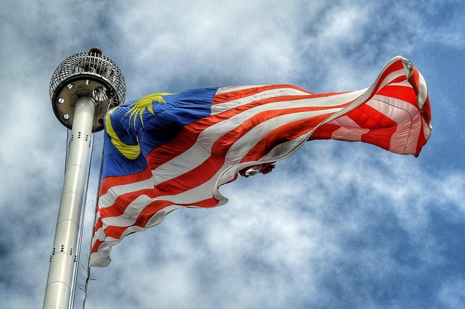 *17or19hrs Kuala Lumpur Exclusive Escorted Car Tour From Singapore W Tour Guide - Tour Pricing and Booking Details