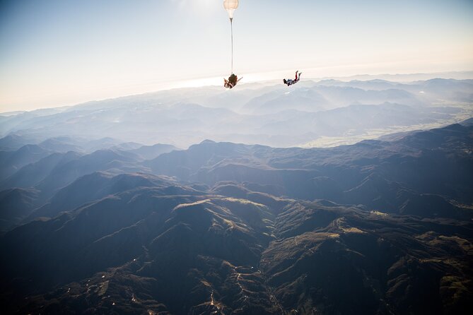 18,000ft Tandem Skydive Over Abel Tasman - Skydive Altitude Options