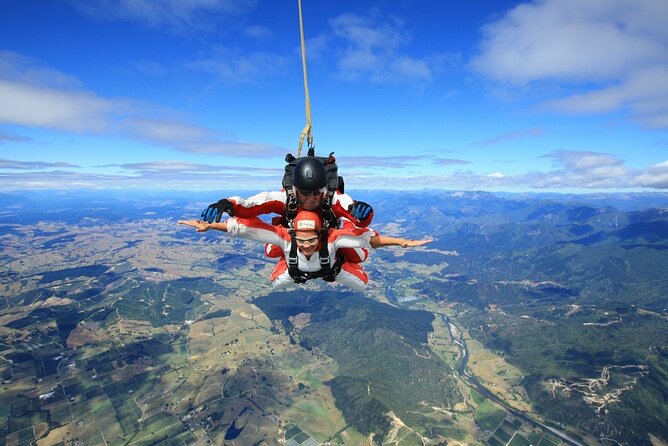 18,000ft Tandem Skydive Over Abel Tasman - The Sum Up