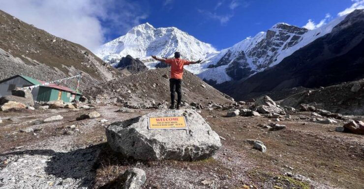 19 Days Makalu Base Camp Trek From Kathmandu - Live Tour Guide Services