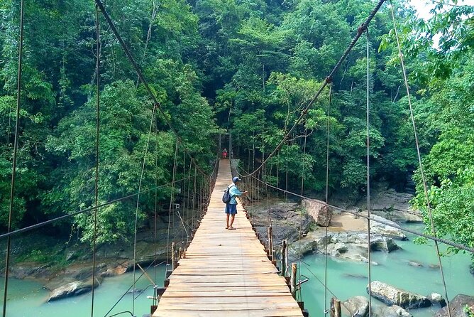 1D Cunca Wulang, Mirror Cave, Rangko Cave & Sylvia Hills Labuan Bajo - Tour Itinerary