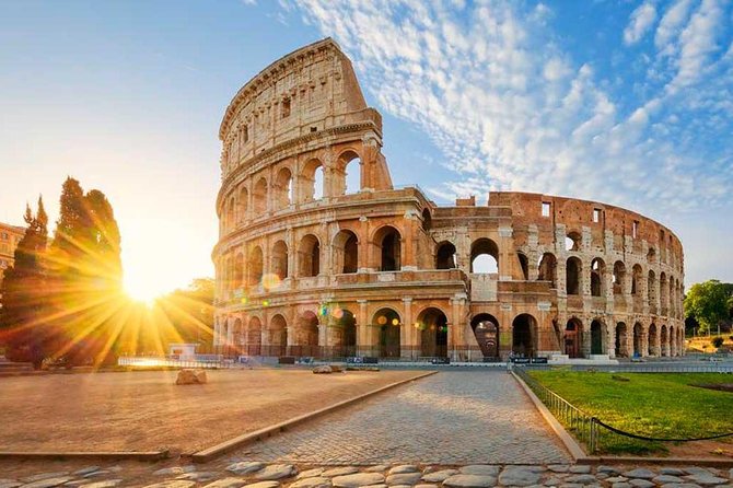 1h Colosseum Group Tour Fast Track Included - Meeting and Pickup