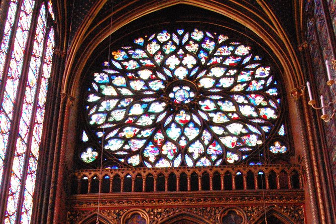 1h Guided Tour Sainte Chapelle- Fast Access - ENG / ESP - Tour Guides Actions
