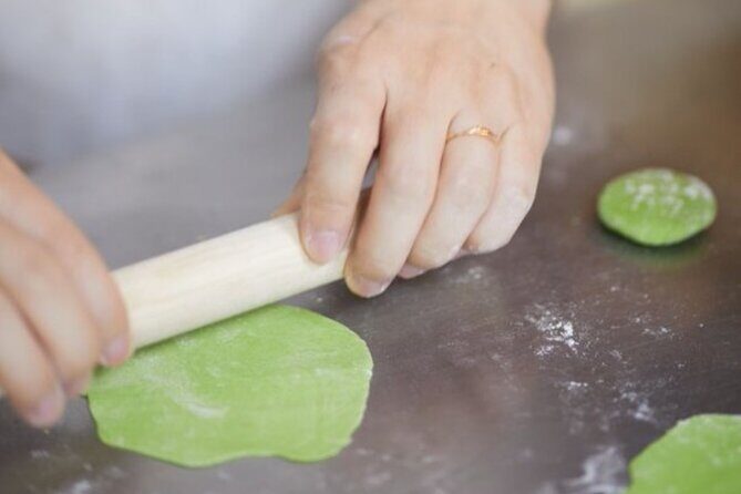 1h Hands-on Veggie Dumpling Workshop in Shanghai - The Details of the Dumpling Workshop