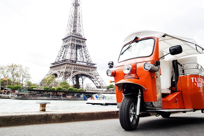 1h30 Private Electric Tuktuk Tour in Paris - Inclusions