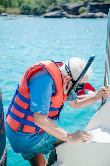 2-3 Hours of Private Snorkeling Trip in South of Phu Quoc - Included Services and Equipment