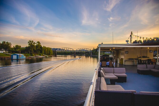 2.5-hour Dinner Cruise on Willamette River - Common Questions