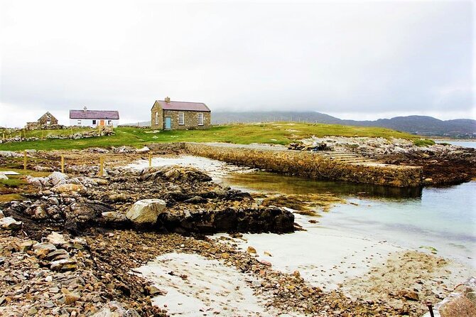 2.5 Hour Guided Sea Kayaking in Roundstone Bay - Reviews and Traveler Experience