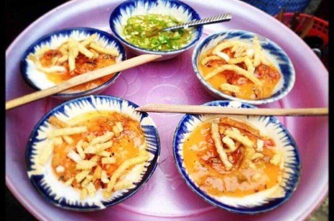 2.5-Hour Street Food Tour in Hoi An old Town - Authenticity and Local Flavor