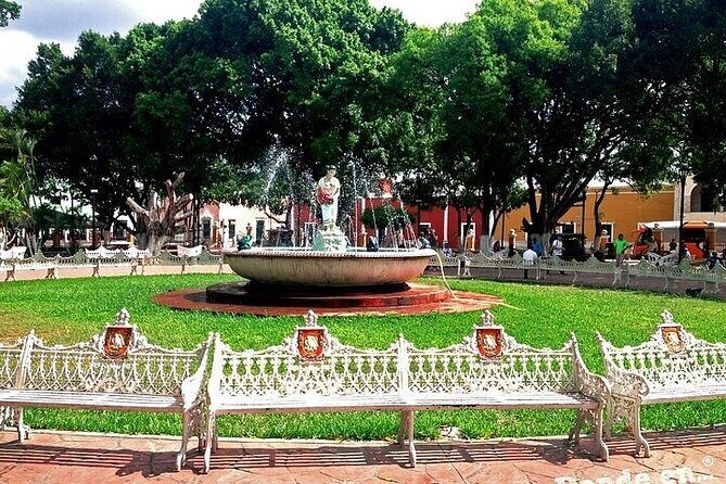 2 Cenotes, Chichen Itza and Valladolid! Deluxe From Cancun & Playa Del Carmen - Frequently Asked Questions