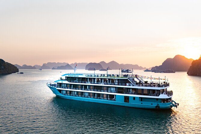 2 Day 1 Night Luxury Cruise in Halong and Lan Ha Bay - An In-Depth Look at the 2-Day Luxury Cruise Experience