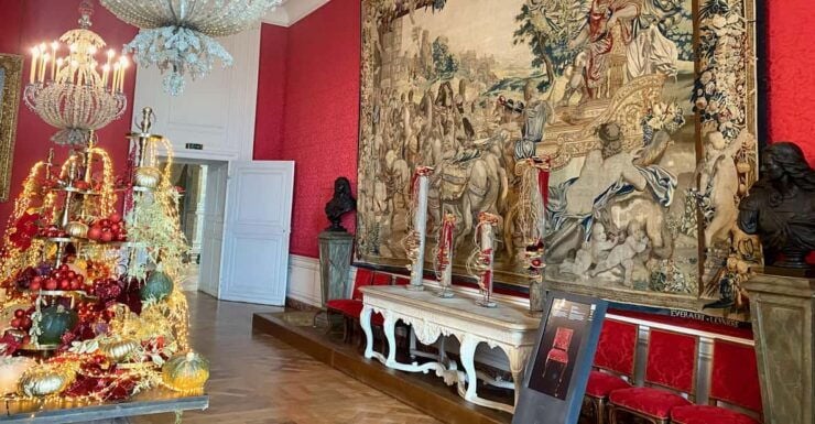 2-day 3 Loire Castles & Chablis Wines 4 Domains Private Tour - Key Points