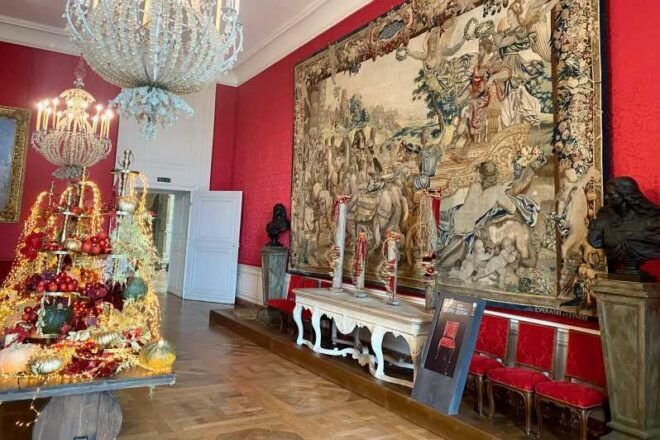 2-day 3 Loire Castles & Chablis Wines 4 Domains Private Tour - Chablis Wine Experience
