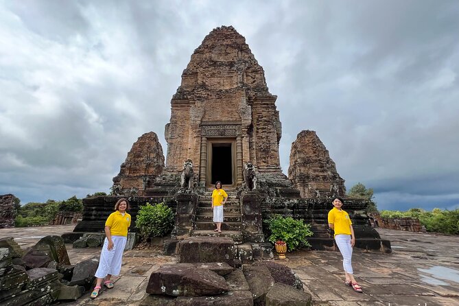 2-Day Angkor Wat and Banteay Srei Temple Tour - Background Information
