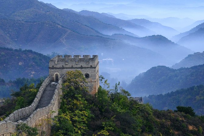 2-Day Beijing Group Tour Including 2 Sections of Great Wall and Ming Tomb - Great Wall Experience