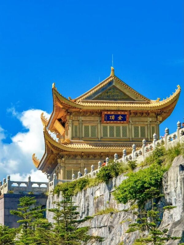 2-Day Cultural Tour of Leshan and Mount Emei, including City Highlights - Is this the right two-day trip for you?