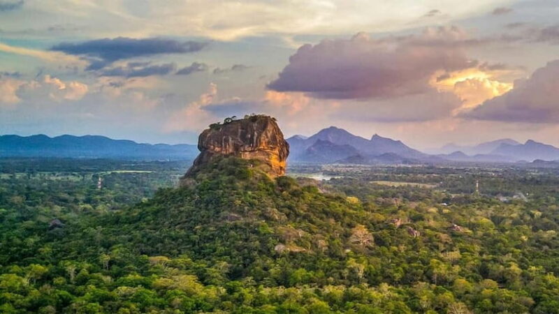 2-Day Cultural & Wildlife Tour to Sigiriya & Minneriya - Introduction