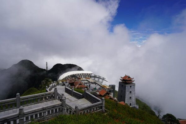 2-Day Fansipan Mountain Trekking - Indochinas Highest Peak - Cultural Insights