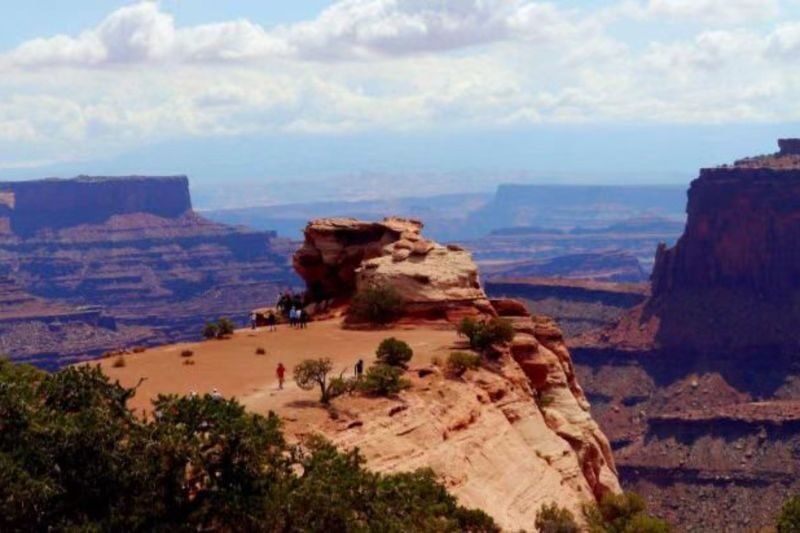 2-Day Grand Canyon, Lower Antelope Canyon & Zion Tour - What the small group and guide add