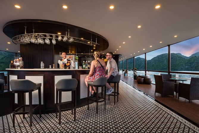 2 Day Guided Cruise Tour in Halong Bay and Lan Ha Bay From Hanoi - Whats Included