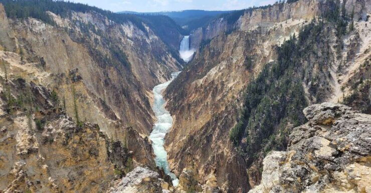 2-Day Guided Trip to Yellowstone National Park - Tour Experience and Highlights