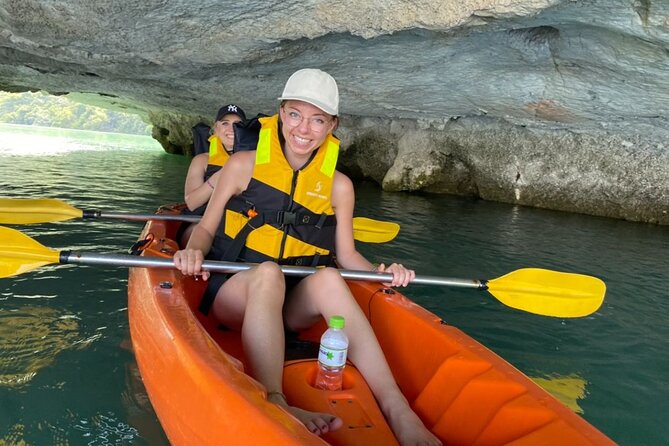 2 Day Halong Lan Ha Bay 5 Star Cruise and Balcony Cabin - Date and Travelers